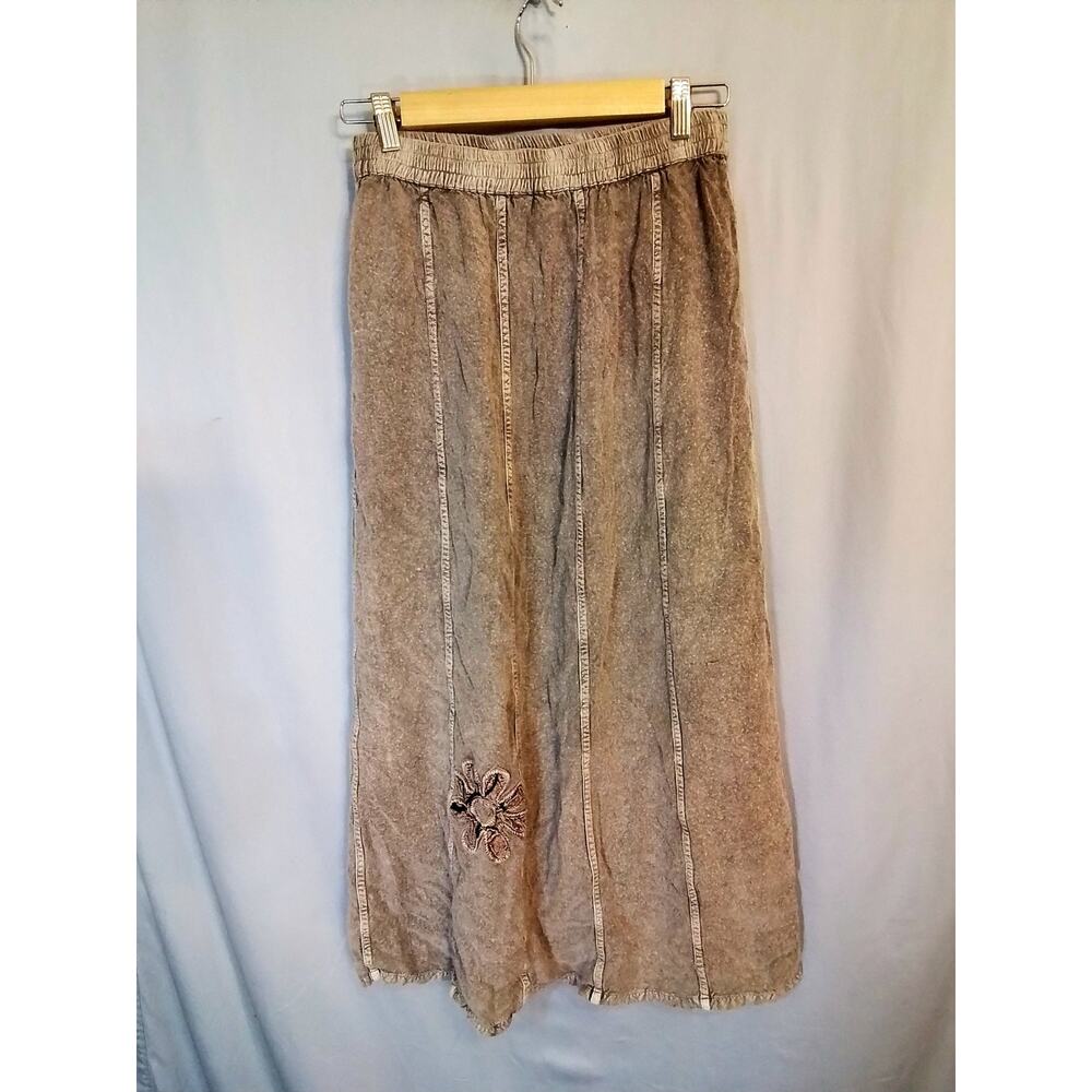 Sacrad Threads - Picture 5 of 6